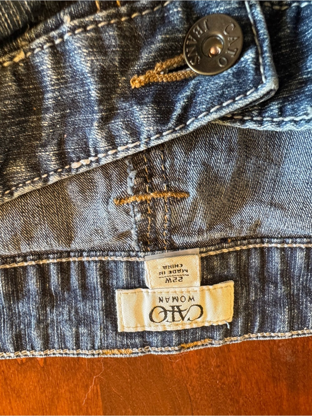 Women’s Jeans crop pants 22W